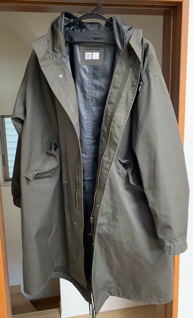 2017年秋冬もののUNIQLOブロックテックモッズコートの全体図。かなり無骨な印象。オリジナルのM51ジャケットをうまく再現している。