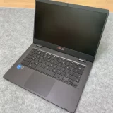 Asus Chromebook C423NA-BCLN5 14" 4GB 32GB Intel Celeron N3350 X2 2.4GHz Chrome OS, Grayの開いたところ。アメリカのAmazonで購入品。